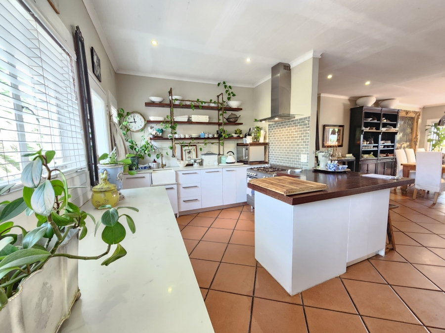 4 Bedroom Property for Sale in Waterkloof Ridge Gauteng