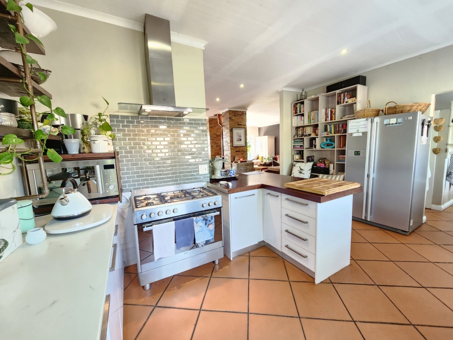 4 Bedroom Property for Sale in Waterkloof Ridge Gauteng