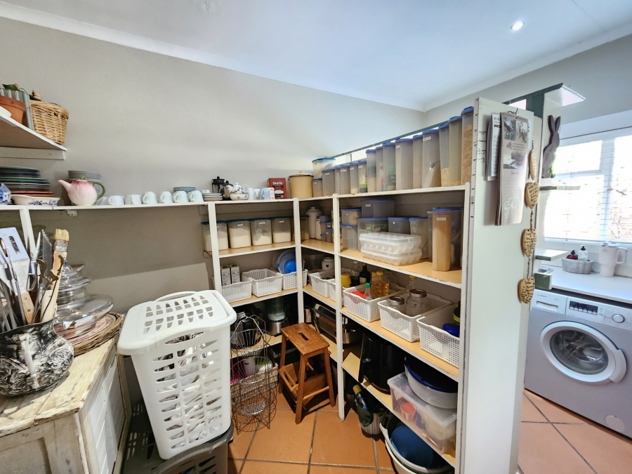 4 Bedroom Property for Sale in Waterkloof Ridge Gauteng