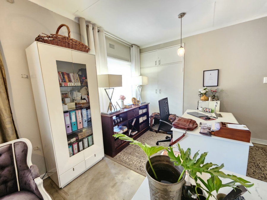 4 Bedroom Property for Sale in Waterkloof Ridge Gauteng