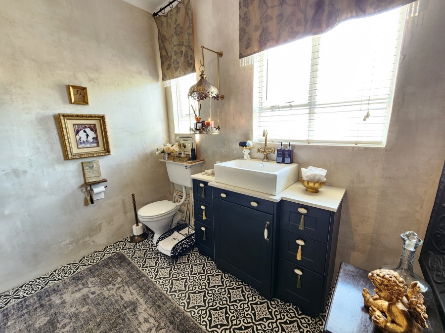 4 Bedroom Property for Sale in Waterkloof Ridge Gauteng