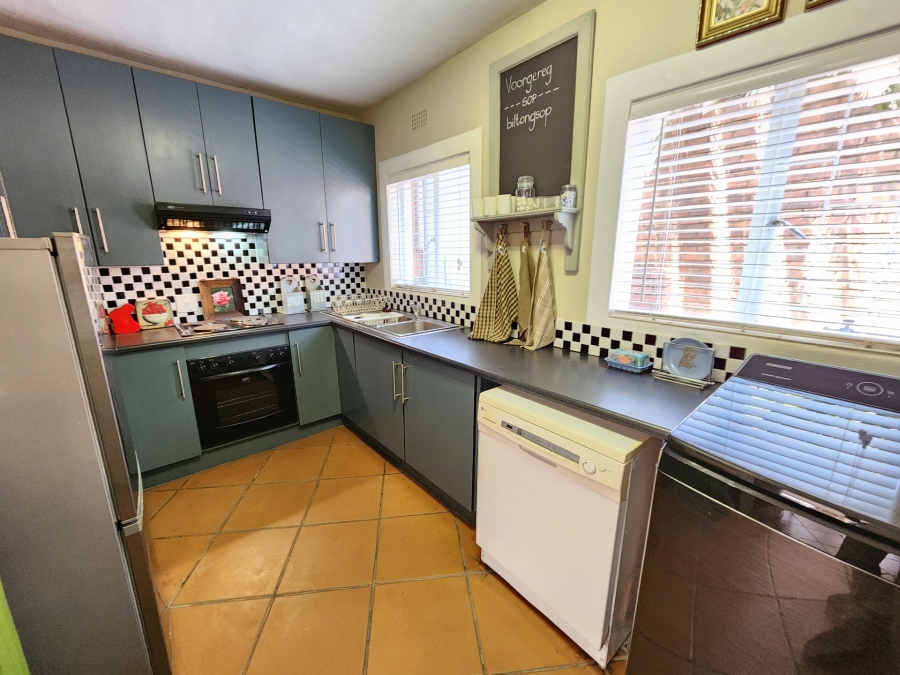 4 Bedroom Property for Sale in Waterkloof Ridge Gauteng
