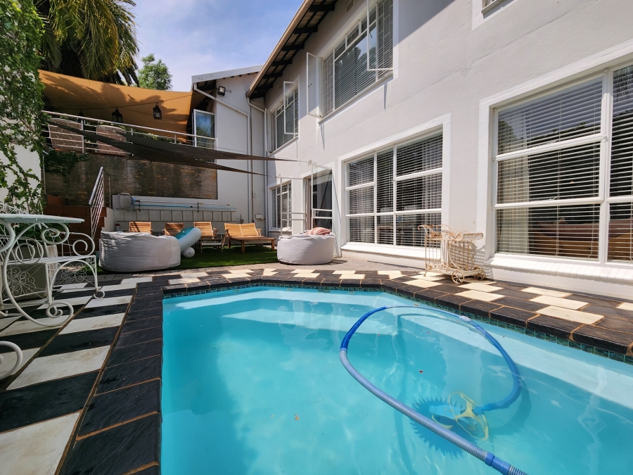 4 Bedroom Property for Sale in Waterkloof Ridge Gauteng