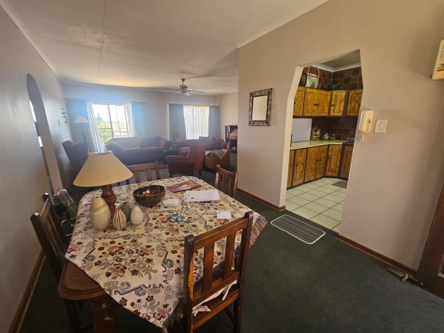 2 Bedroom Property for Sale in Greenhills Gauteng