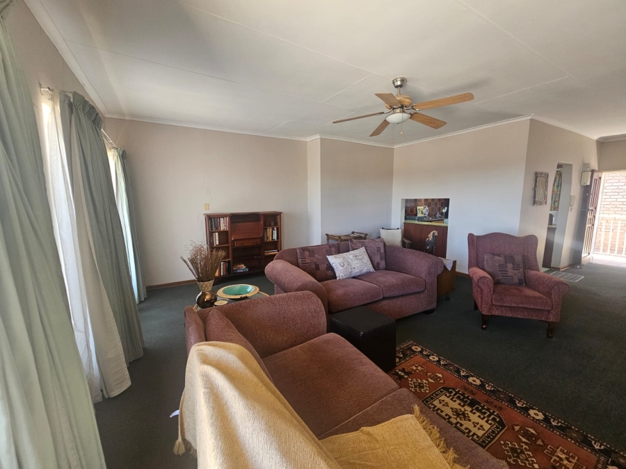 2 Bedroom Property for Sale in Greenhills Gauteng