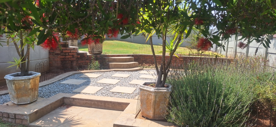 4 Bedroom Property for Sale in Krugersdorp North Gauteng