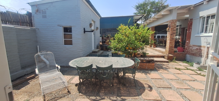 4 Bedroom Property for Sale in Krugersdorp North Gauteng