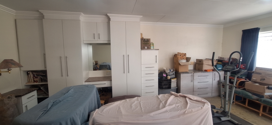 4 Bedroom Property for Sale in Krugersdorp North Gauteng