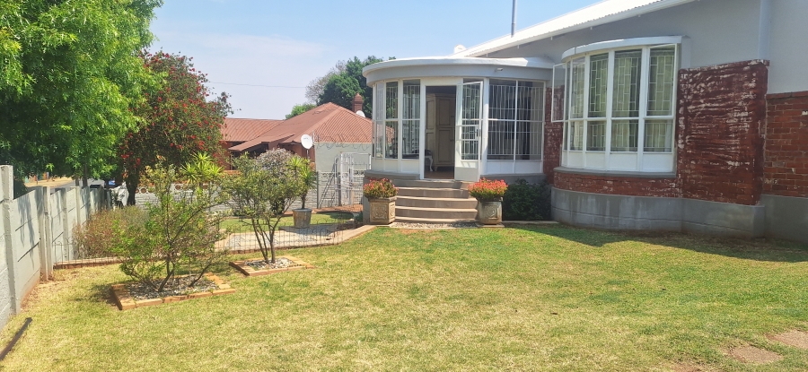 4 Bedroom Property for Sale in Krugersdorp North Gauteng