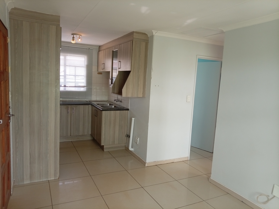2 Bedroom Property for Sale in Crystal Park Gauteng