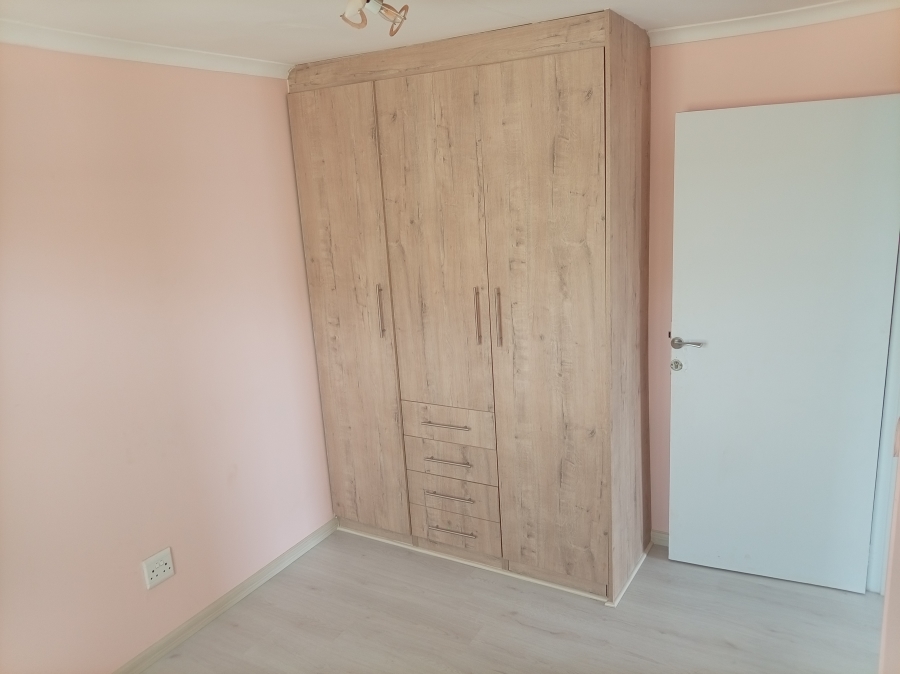 2 Bedroom Property for Sale in Crystal Park Gauteng