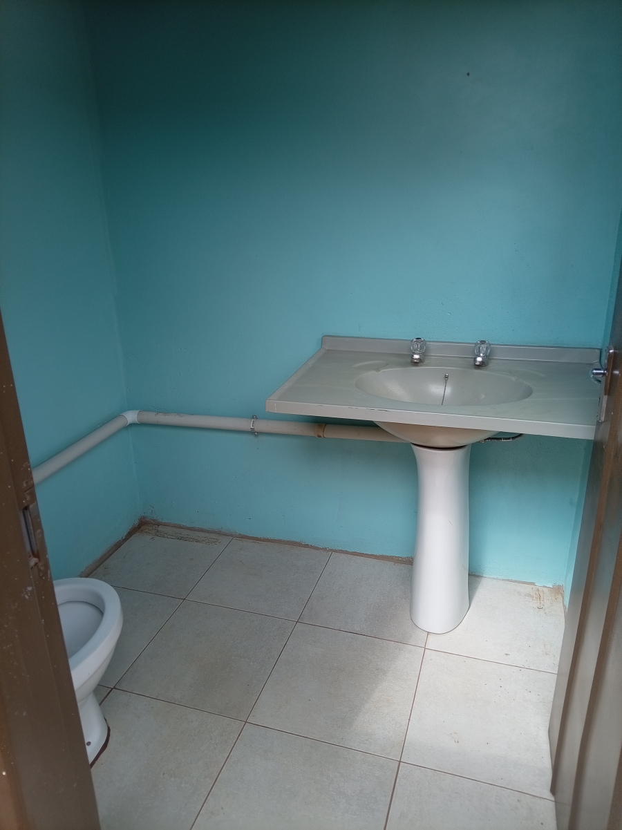2 Bedroom Property for Sale in Crystal Park Gauteng