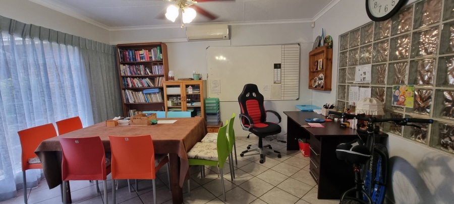 4 Bedroom Property for Sale in Sunward Park Gauteng
