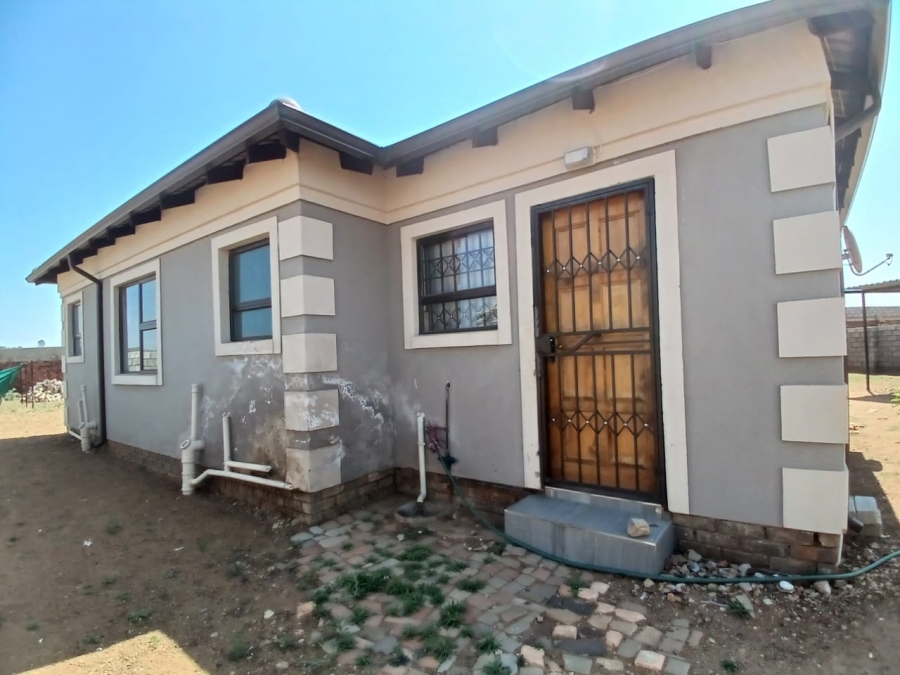 3 Bedroom Property for Sale in Azaadville Gardens Gauteng