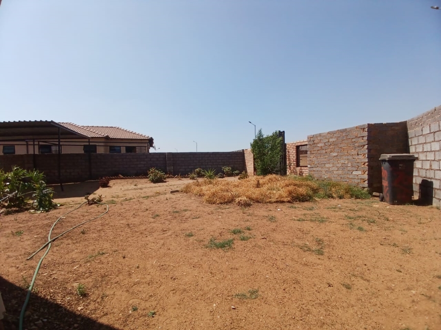 3 Bedroom Property for Sale in Azaadville Gardens Gauteng