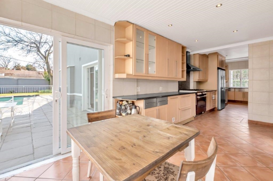 To Let 4 Bedroom Property for Rent in Greenside East Gauteng