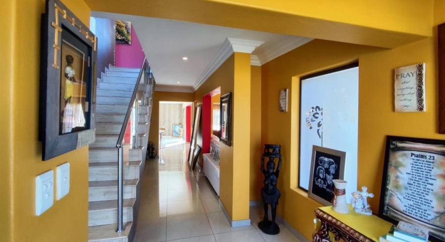 5 Bedroom Property for Sale in Bartlett Gauteng