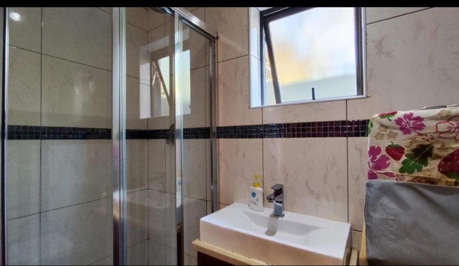 5 Bedroom Property for Sale in Bartlett Gauteng