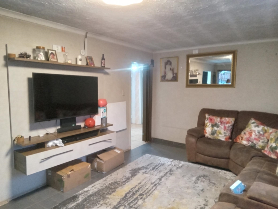 3 Bedroom Property for Sale in Bakerton Gauteng