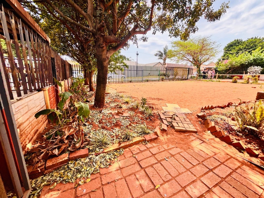 4 Bedroom Property for Sale in Dan Pienaarville Gauteng