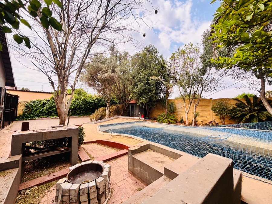 4 Bedroom Property for Sale in Dan Pienaarville Gauteng