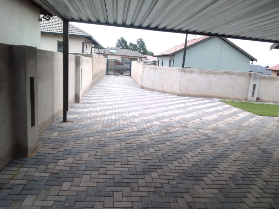 3 Bedroom Property for Sale in Kya Sands Gauteng