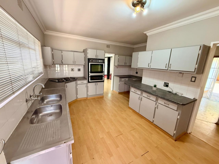 3 Bedroom Property for Sale in Risiville Gauteng