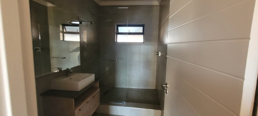 To Let 2 Bedroom Property for Rent in Six Fountains Residential Estate Gauteng