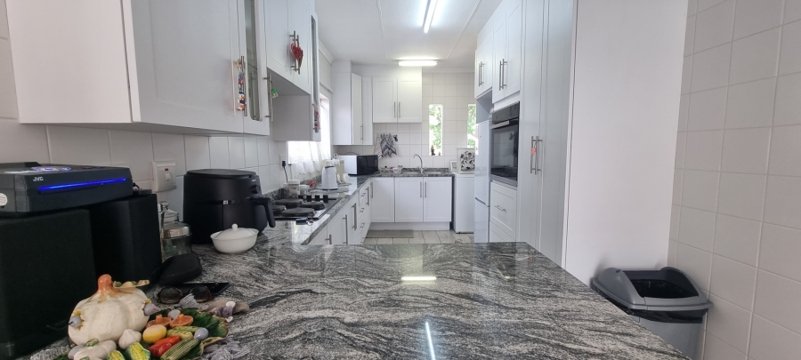 2 Bedroom Property for Sale in Sunward Park Gauteng