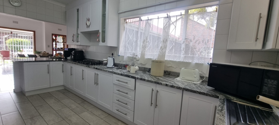 2 Bedroom Property for Sale in Sunward Park Gauteng