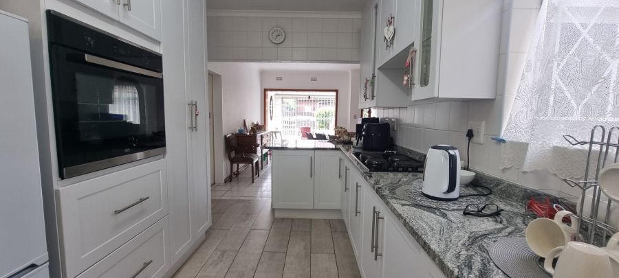 2 Bedroom Property for Sale in Sunward Park Gauteng
