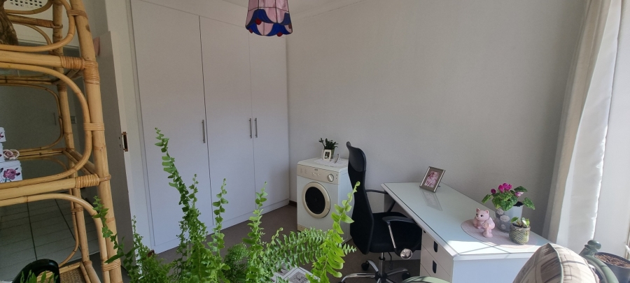 2 Bedroom Property for Sale in Sunward Park Gauteng