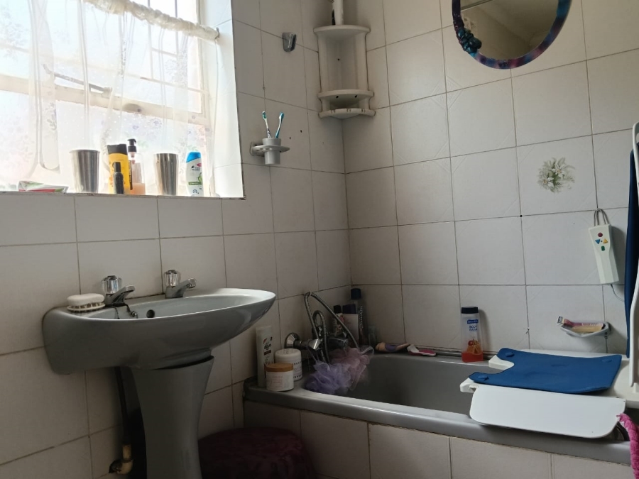 3 Bedroom Property for Sale in Westonaria Gauteng
