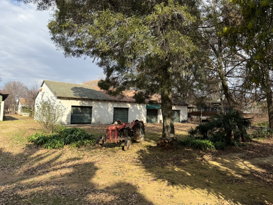 18 Bedroom Property for Sale in Kaalplaats West Gauteng