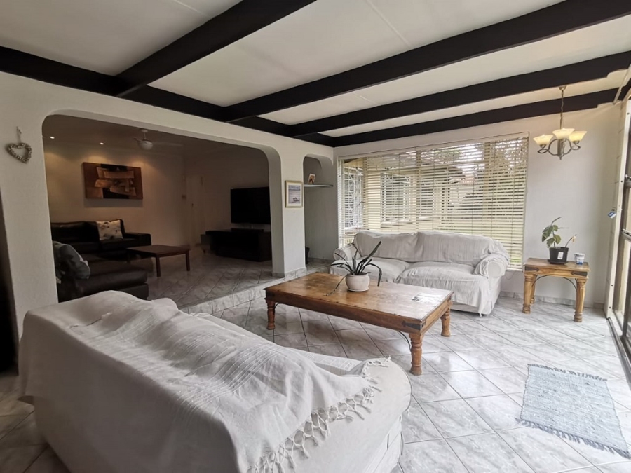 4 Bedroom Property for Sale in Brackenhurst Gauteng