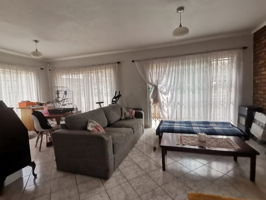 4 Bedroom Property for Sale in Brackenhurst Gauteng