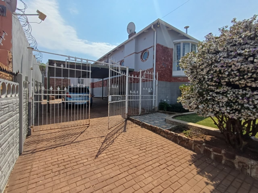 3 Bedroom Property for Sale in Krugersdorp North Gauteng