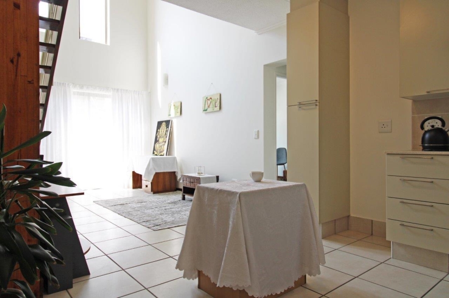 1 Bedroom Property for Sale in Bryanston Gauteng