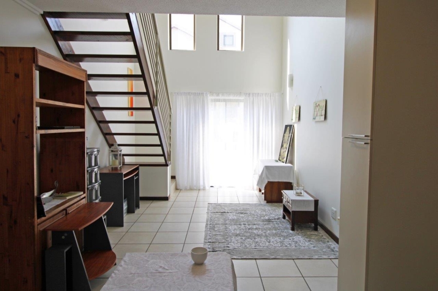 1 Bedroom Property for Sale in Bryanston Gauteng