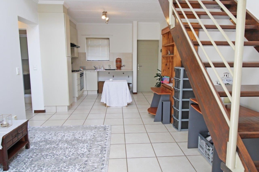 1 Bedroom Property for Sale in Bryanston Gauteng