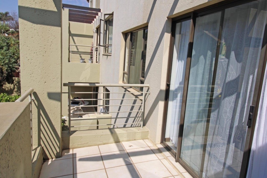 1 Bedroom Property for Sale in Bryanston Gauteng