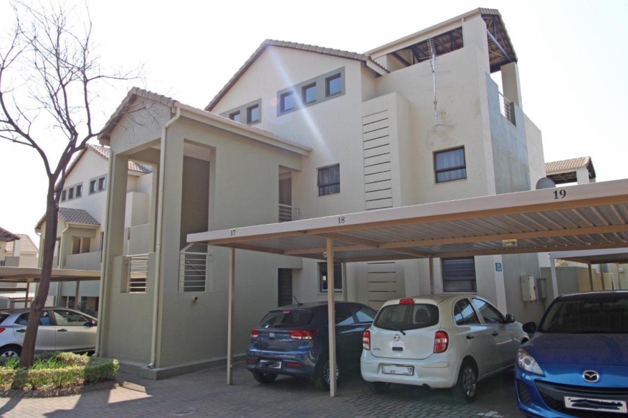 1 Bedroom Property for Sale in Bryanston Gauteng