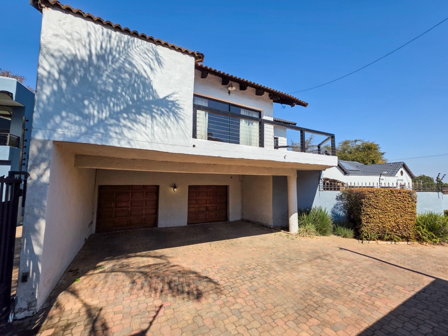 3 Bedroom Property for Sale in Waterkloof Ridge Gauteng