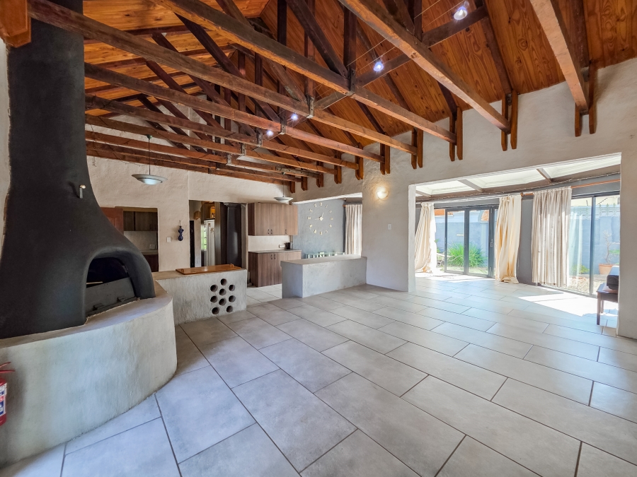 3 Bedroom Property for Sale in Waterkloof Ridge Gauteng