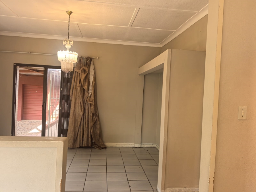4 Bedroom Property for Sale in Witpoortjie Gauteng