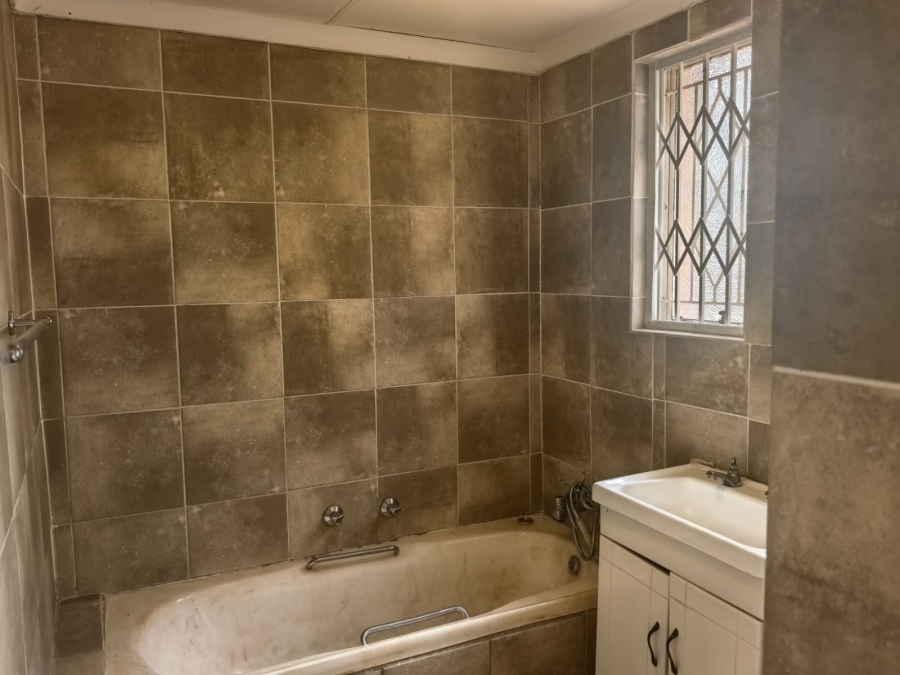 4 Bedroom Property for Sale in Witpoortjie Gauteng