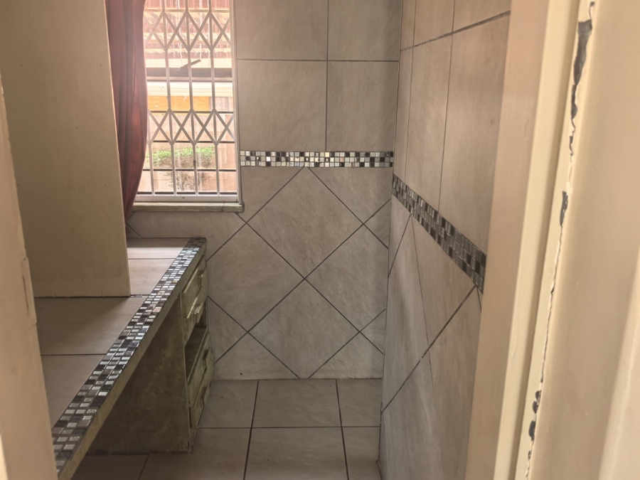 4 Bedroom Property for Sale in Witpoortjie Gauteng