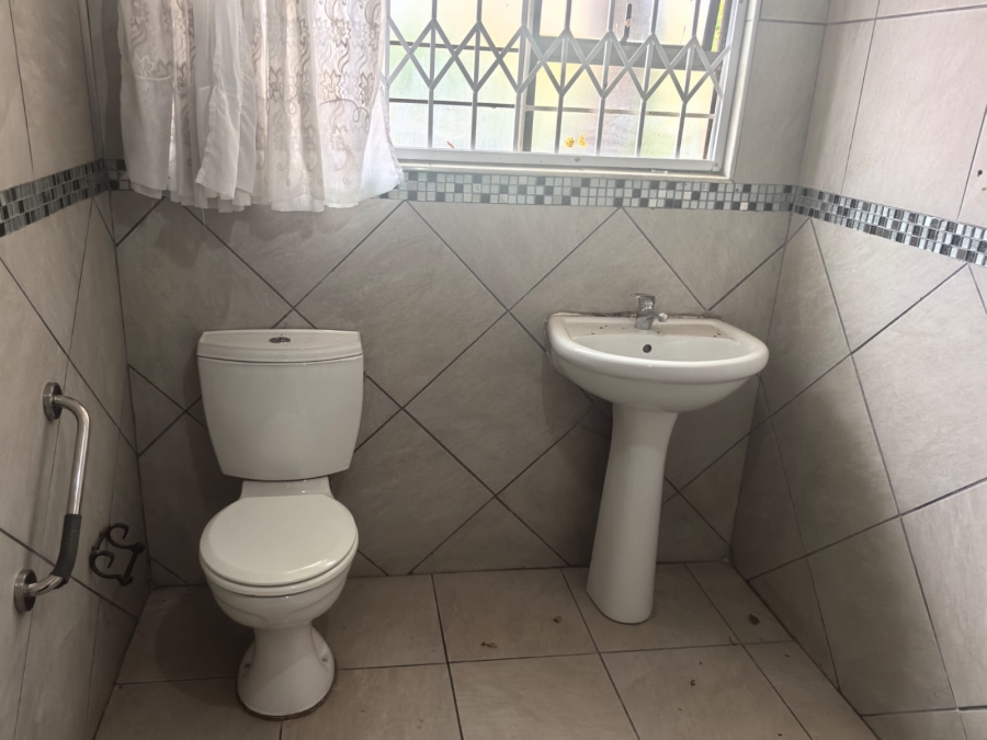 4 Bedroom Property for Sale in Witpoortjie Gauteng