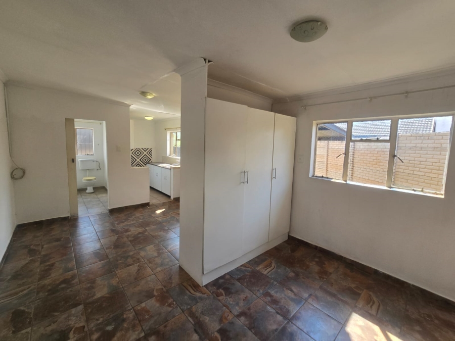3 Bedroom Property for Sale in Brackendowns Gauteng