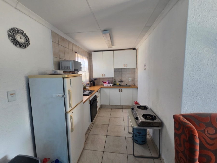 3 Bedroom Property for Sale in Brackendowns Gauteng